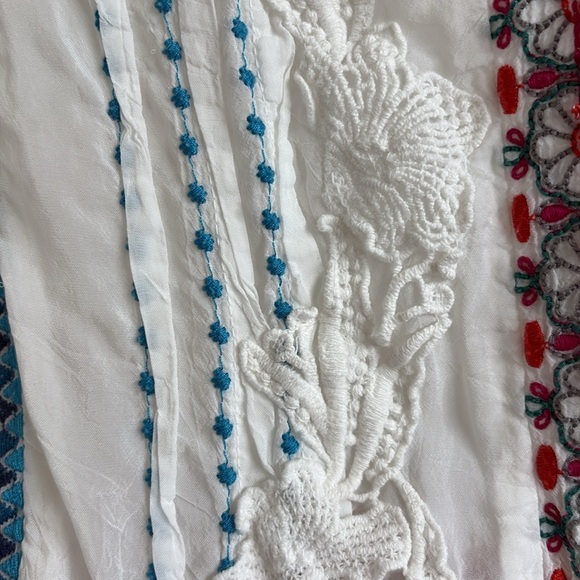 Johnny Was Cream and Blue Asymmetrical Embellished Tank Top - Picture 3 of 4